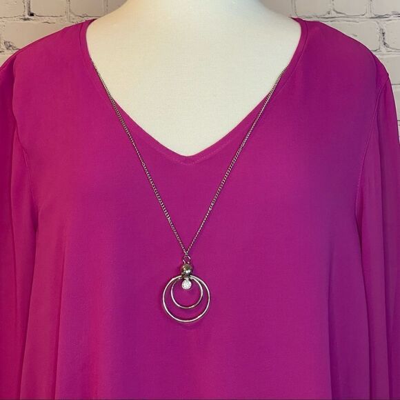 Women’s Blouse  - Picture 3 of 8